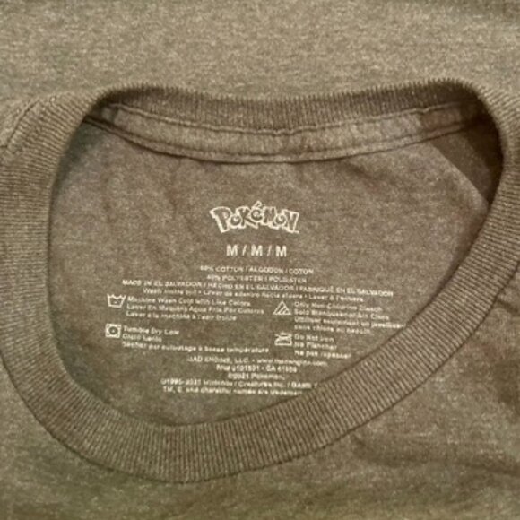 Pokemon Pikachu Action Panel Gray Graphic T-Shirt Mens Size Medium - Picture 3 of 3